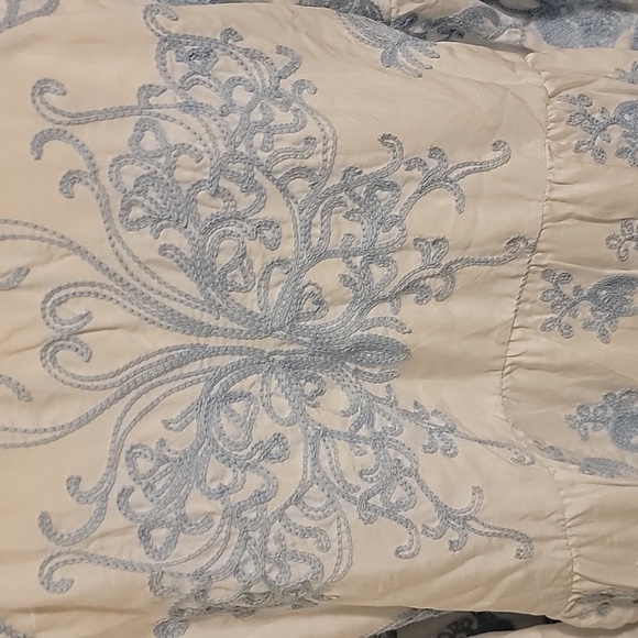 Blue and White Embroidered Women's Top - Picture 6 of 9